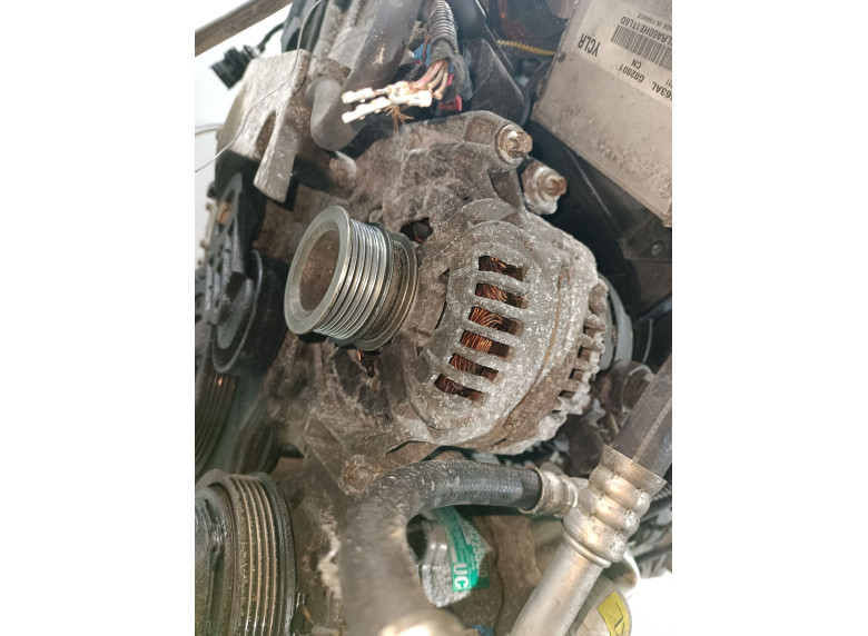 Генератор к Opel Vectra, 2004г.