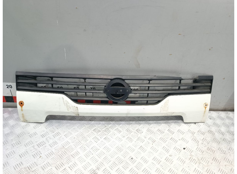 Решетка радиатора к Nissan Cabstar