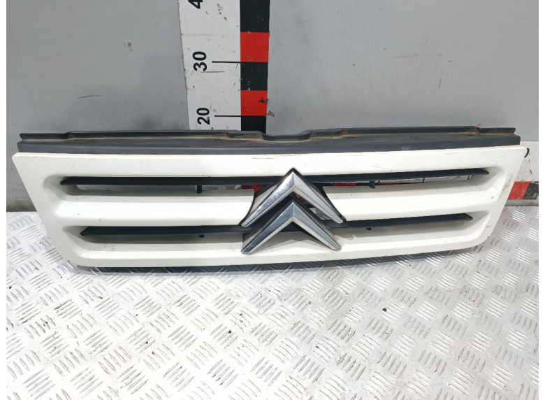 Решетка радиатора к Citroen Jumper, 2003г.