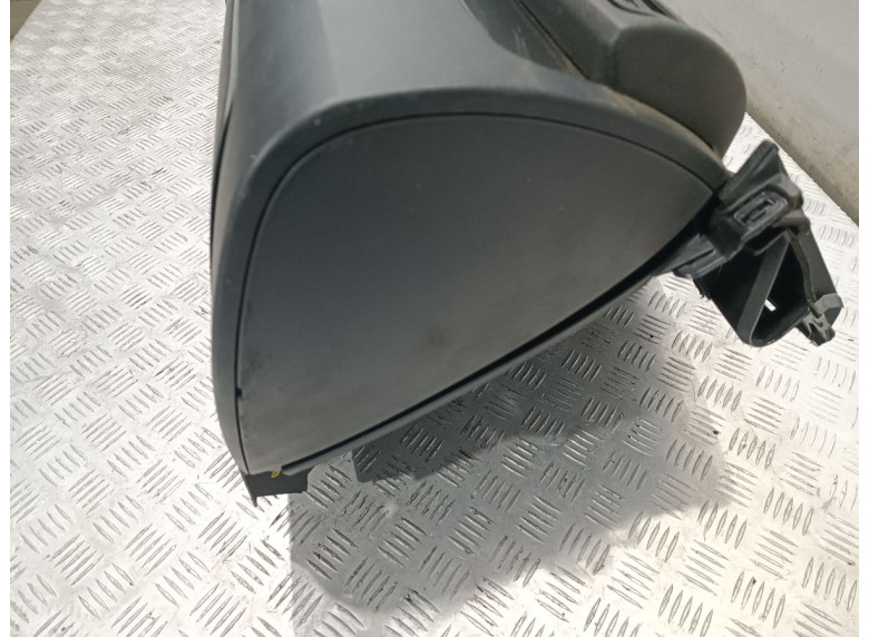 Панель передняя салона (торпедо) к Volkswagen Passat, 2008г.