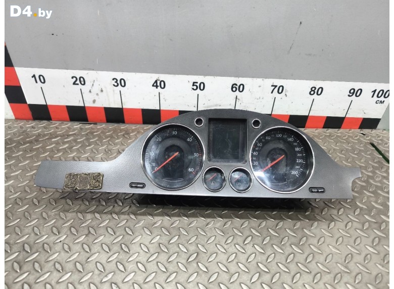 Щиток приборов (приборная панель) к Volkswagen Passat undefined г.