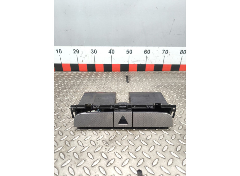 Бардачок к Volkswagen Passat, 2007г.