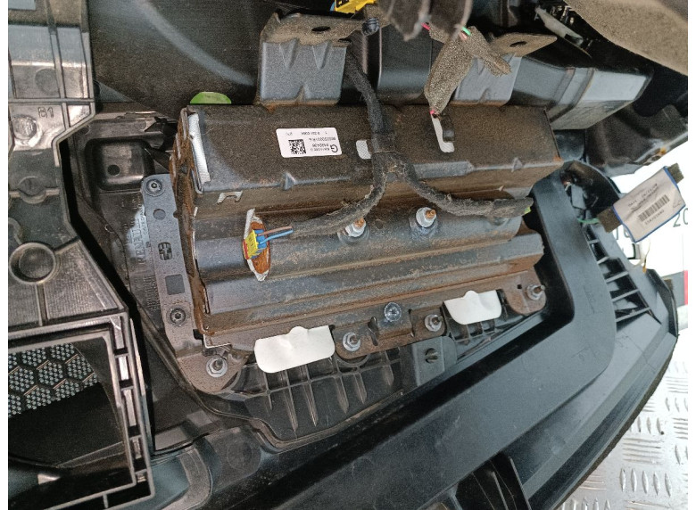 Панель передняя салона (торпедо) к Renault Laguna, 2010г.