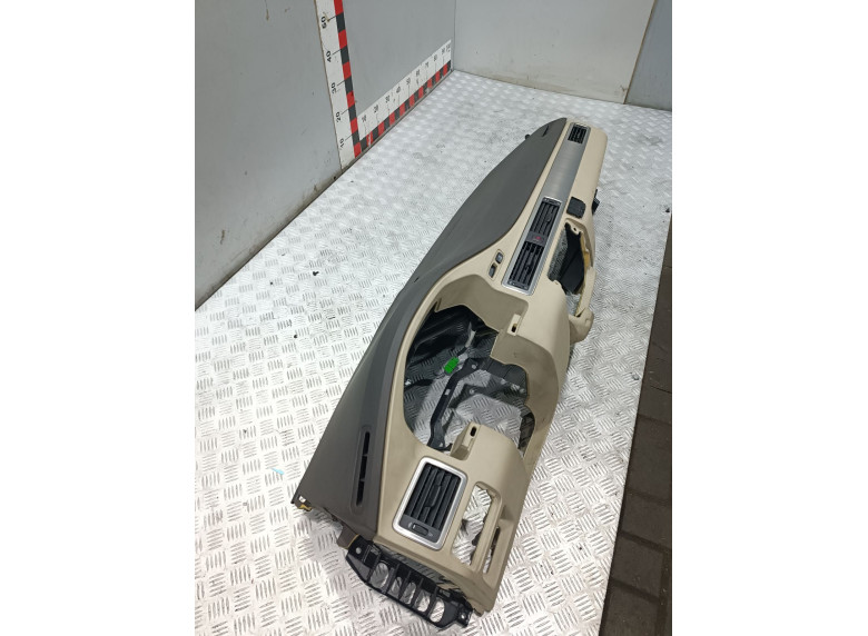 Панель передняя салона (торпедо) к Панель передняя салона (торпедо) к Volvo V70 undefined г. V70