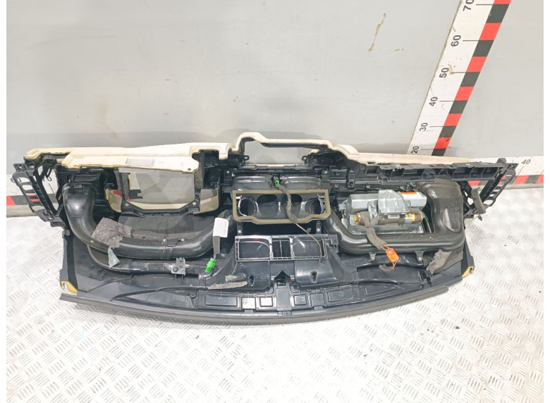 Панель передняя салона (торпедо) к Панель передняя салона (торпедо) к Volvo V70 undefined г. V70