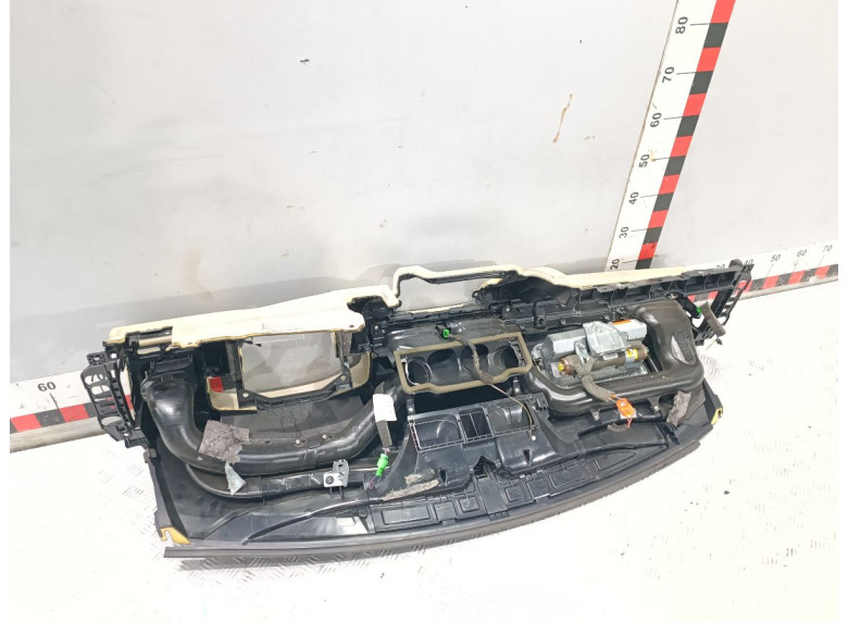 Панель передняя салона (торпедо) к Панель передняя салона (торпедо) к Volvo V70 undefined г. V70