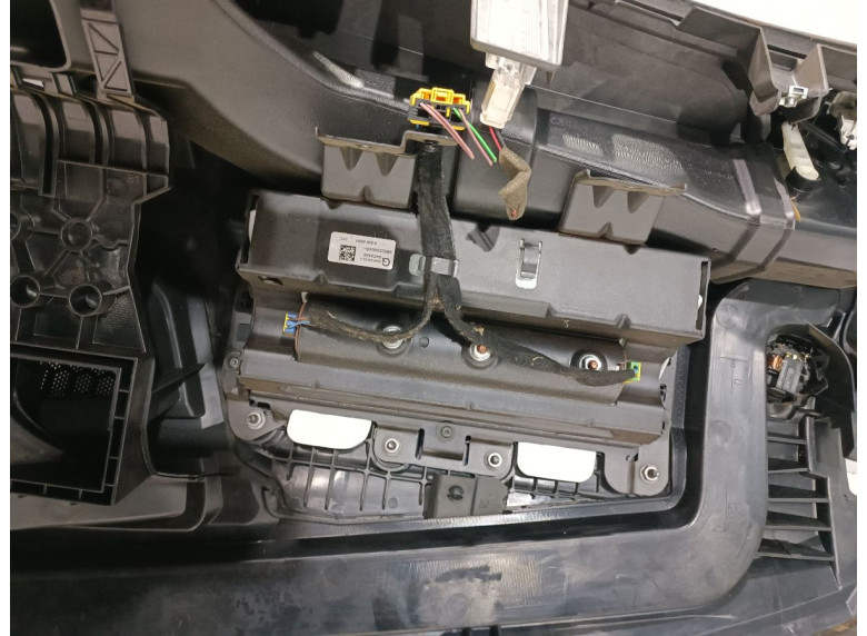 Панель передняя салона (торпедо) к Renault Laguna, 2010г.