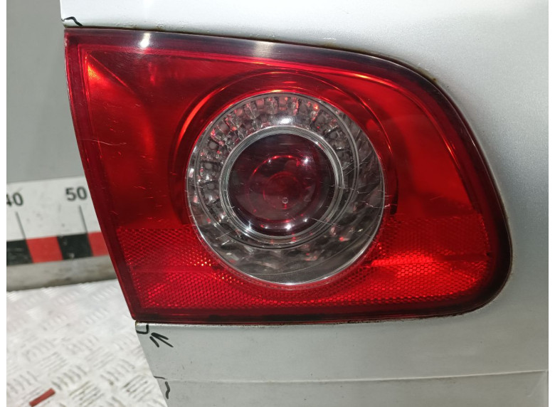 Фонарь крышки багажника левый к Volkswagen Passat, 2007г.