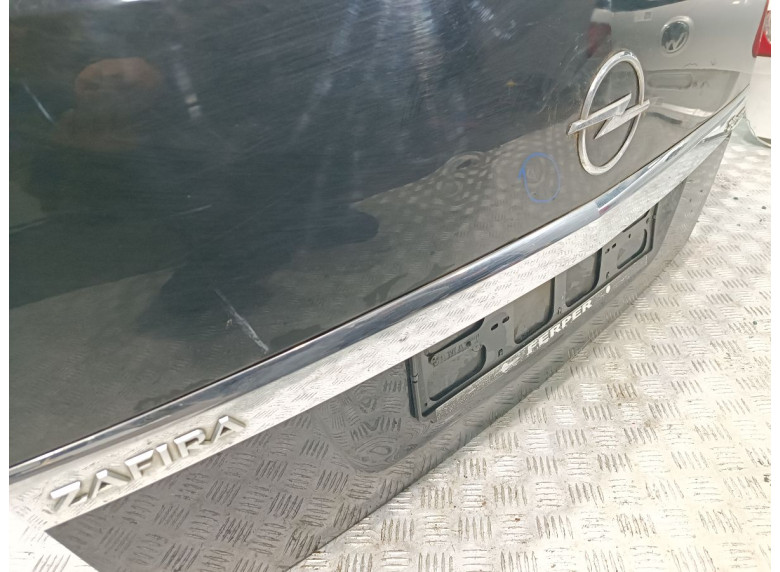 Накладка подсветки номера к Opel Zafira, 2008г.