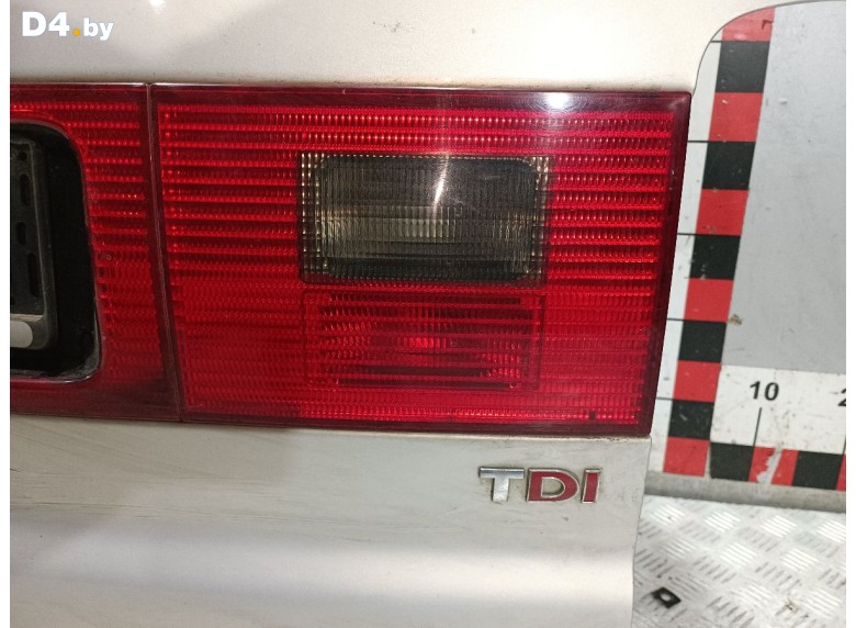 Фонарь крышки багажника правый к Volkswagen Sharan undefined г.