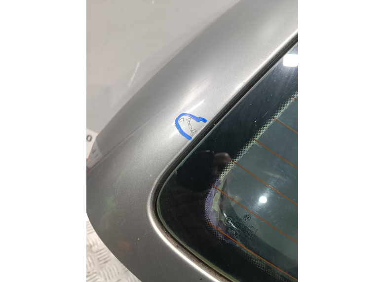 Крышка багажника (дверь 3-5) к Volkswagen Passat, 2002г.