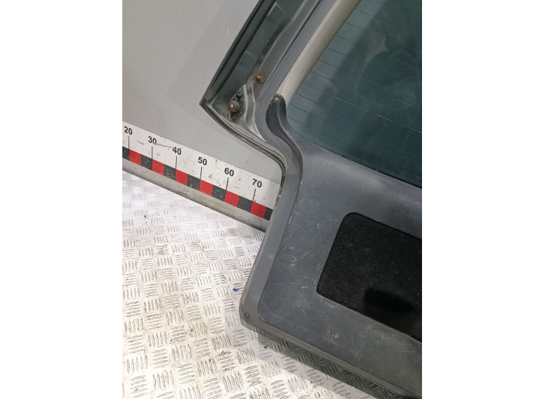 Крышка багажника (дверь 3-5) к Volkswagen Passat, 2002г.