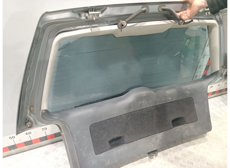 Крышка багажника (дверь 3-5) к Volkswagen Passat, 2002г.