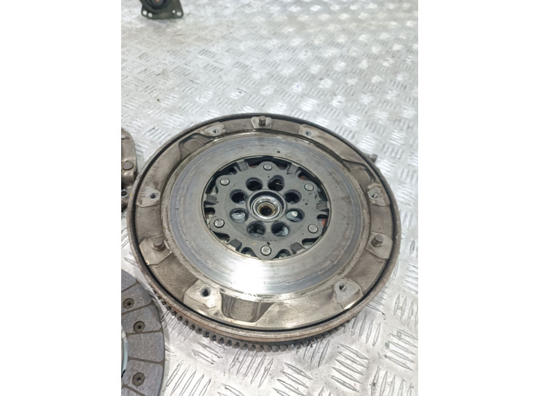 Комплект сцепления к BMW 1 E87/E81/E82/E88, 2006г.