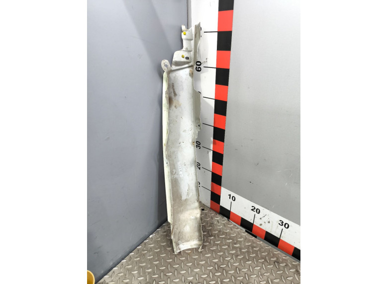 Крыло переднее правое к Крыло переднее правое к Nissan Cabstar undefined г. Cabstar