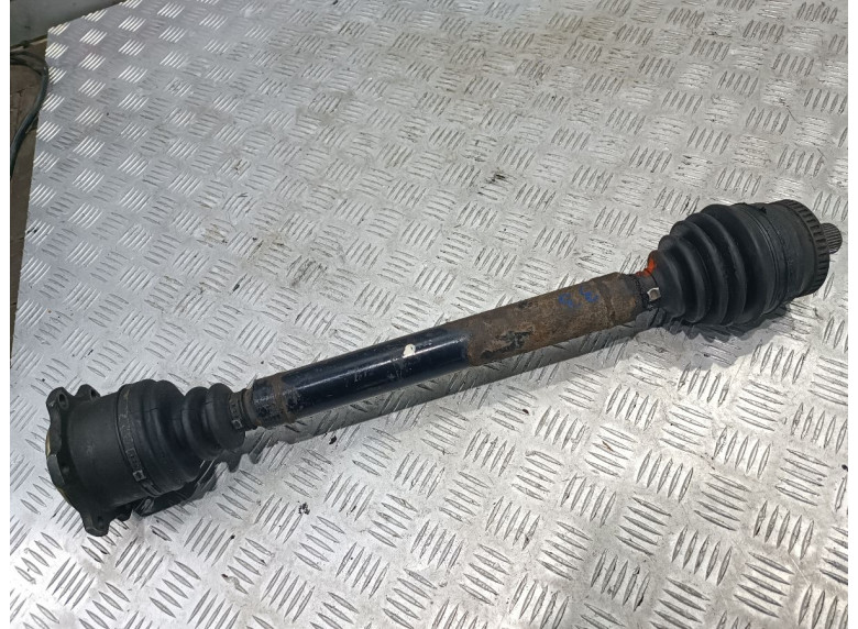 Полуось передняя правая (приводной вал, ШРУС) к Audi A4, 1998г.