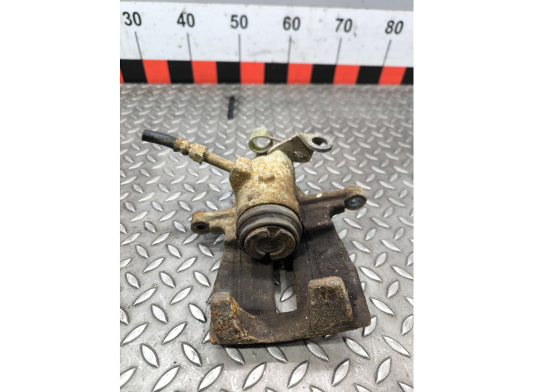 Суппорт задний правый к Volkswagen Multivan, 2005г.