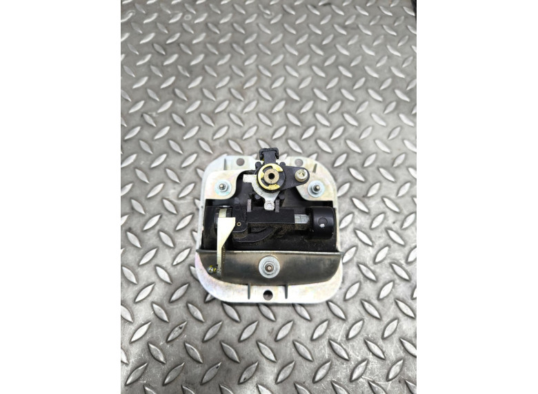 Кнопка открытия багажника к Кнопка открытия багажника к Seat Leon undefined г. Leon