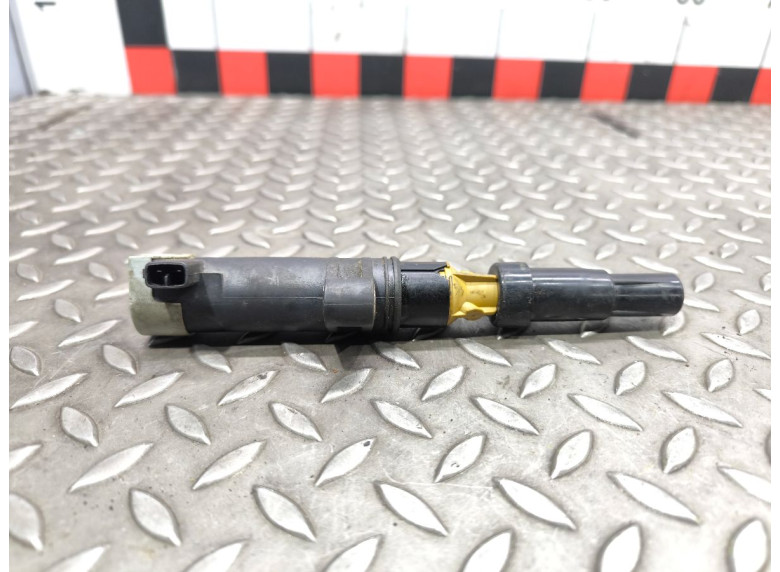 Катушка зажигания к Renault Logan, 2008г.