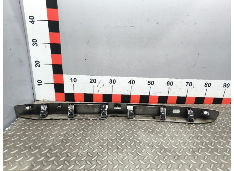 Накладка подсветки номера к Накладка подсветки номера к Peugeot 308 undefined г. 308