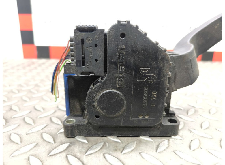 Педаль газа к Opel Corsa, 2017г.