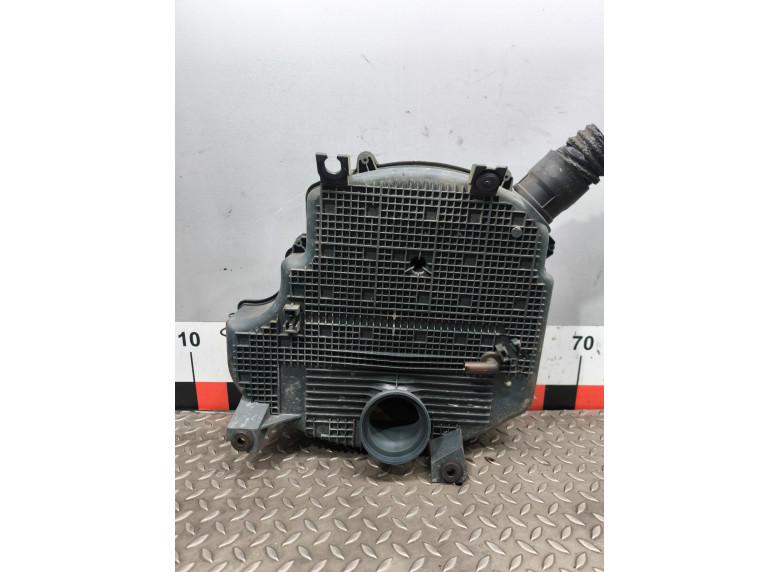 Корпус воздушного фильтра к Renault Kangoo, 2005г.