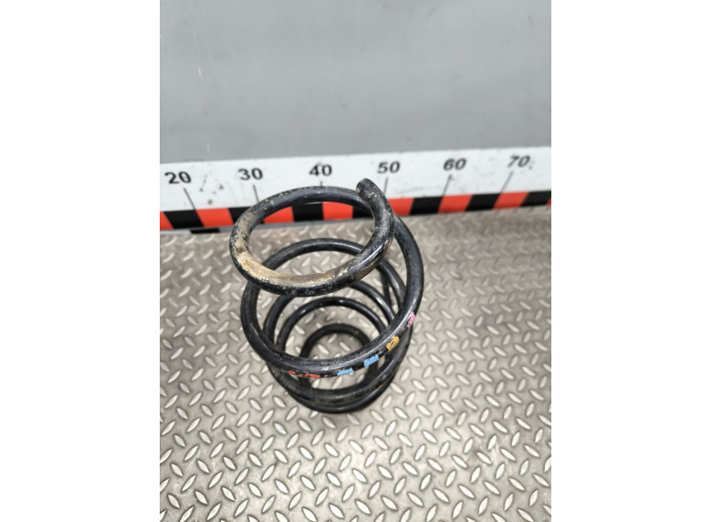 Пружина передняя к Volkswagen Golf, 2007г.