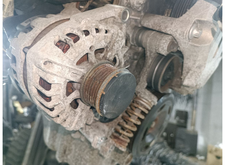 Генератор к Opel Astra, 2014г.