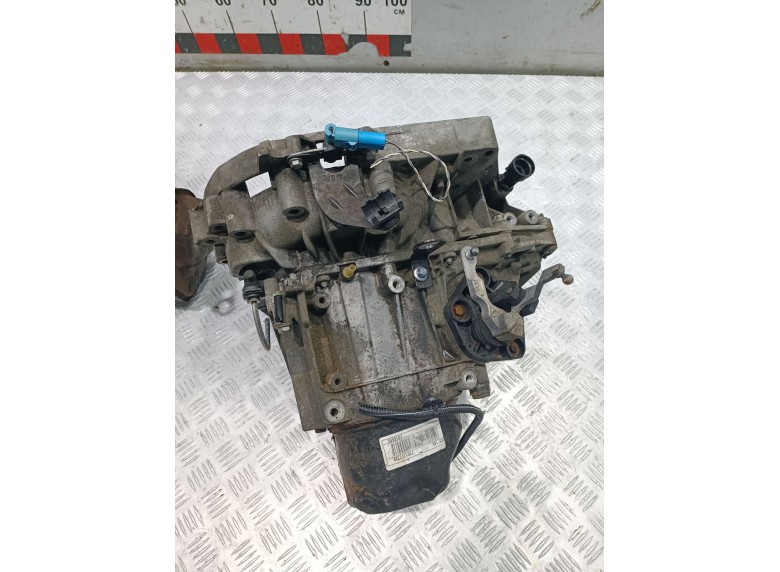 КПП механическая (МКПП) к Dacia Logan