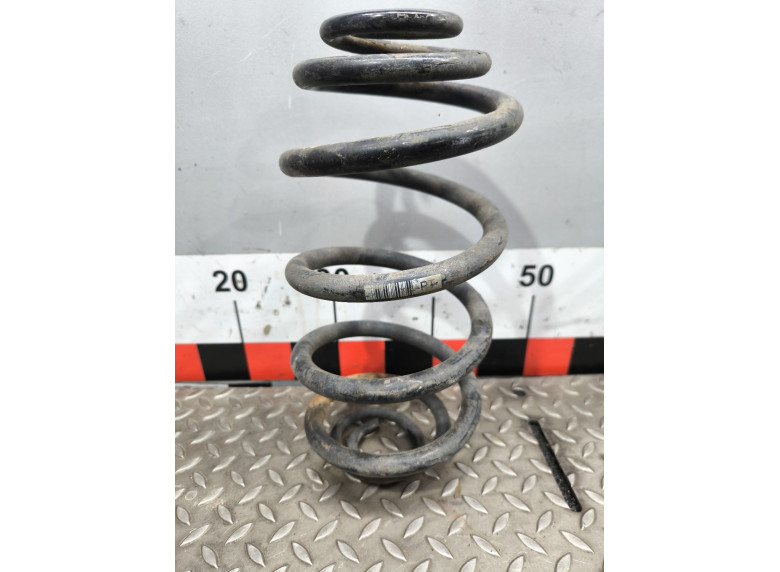 Пружина задняя к Opel Vectra, 2004г.