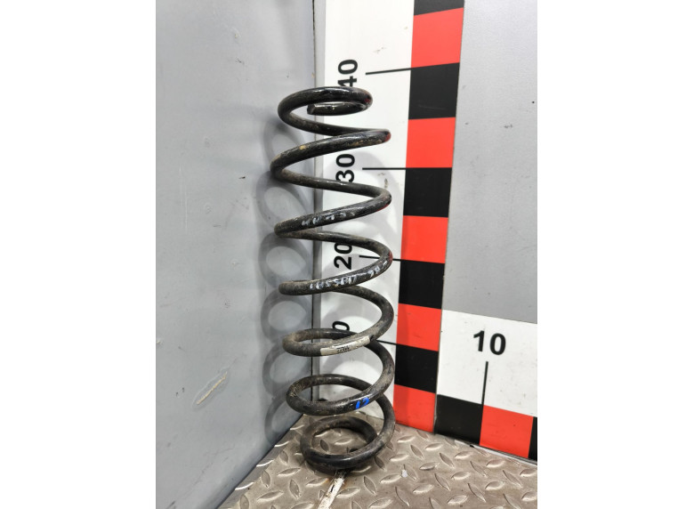 Пружина задняя к Volkswagen Passat, 2007г.