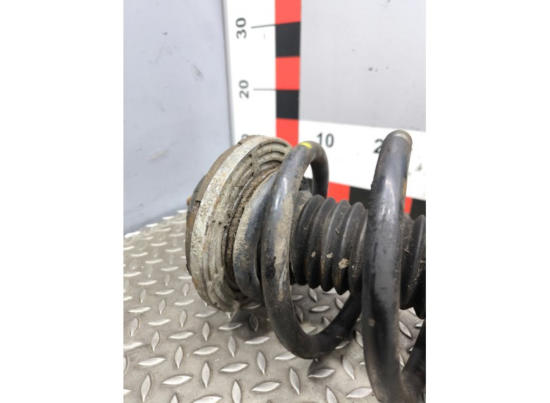 Опора амортизатора верхняя (чашка) к Volkswagen Multivan