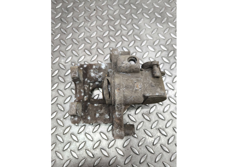 Суппорт задний правый к Renault Espace, 2004г.