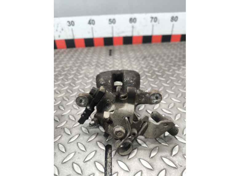 Суппорт задний правый к Opel Astra, 2006г.