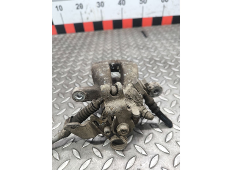 Суппорт задний левый к Opel Astra, 2006г.