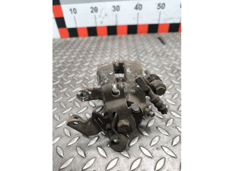 Суппорт задний левый к Opel Zafira, 2006г.