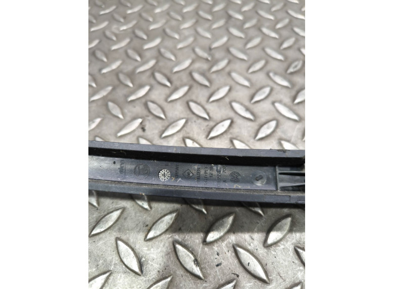 Щеткодержатель задний к Skoda Octavia, 2005г.