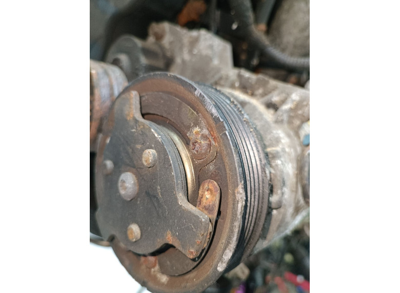 Компрессор кондиционера к Opel Astra, 2004г.