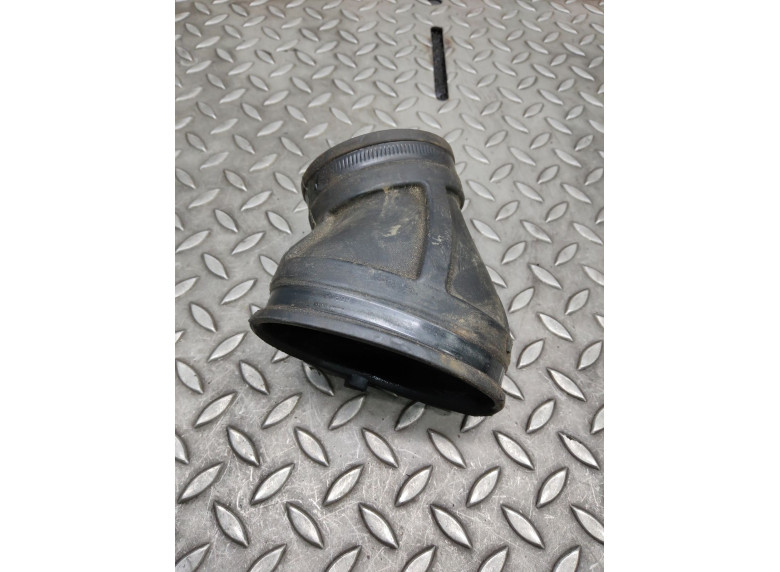 Патрубок воздушного фильтра к Opel Astra, 2003г.