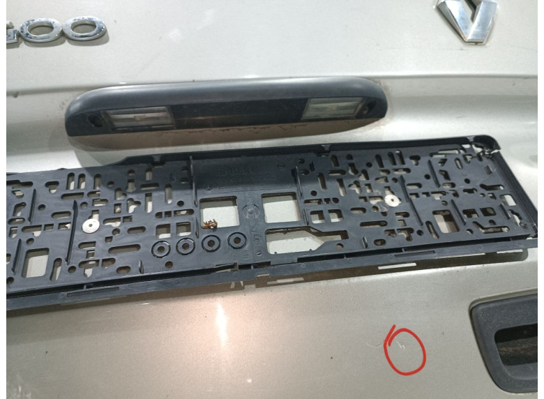 Накладка подсветки номера к Renault Kangoo, 2011г.