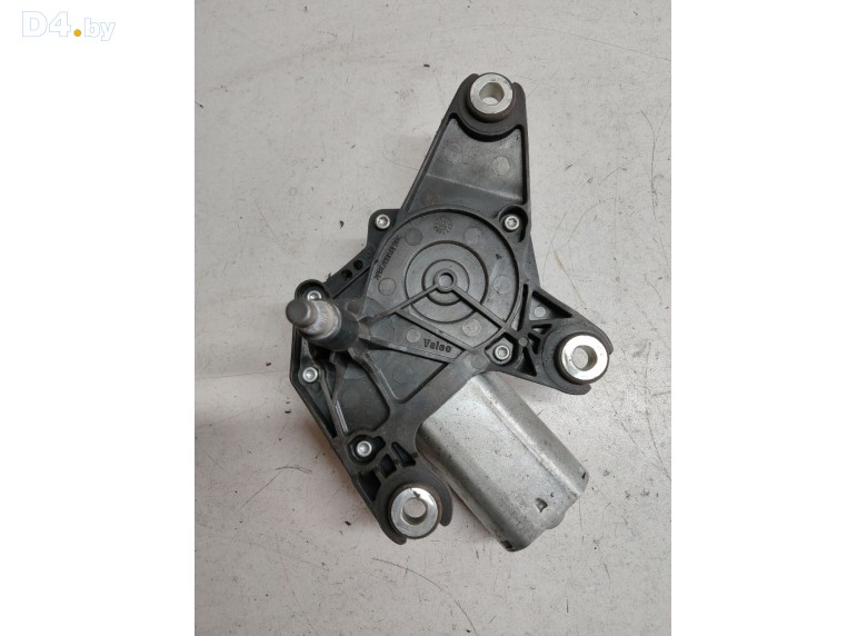 Моторчик заднего стеклоочистителя (дворника) к Chrysler Voyager undefined г.