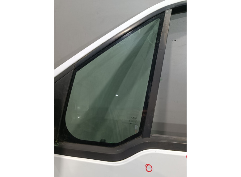 Форточка передняя левая к Ford Transit Connect, 2006г.