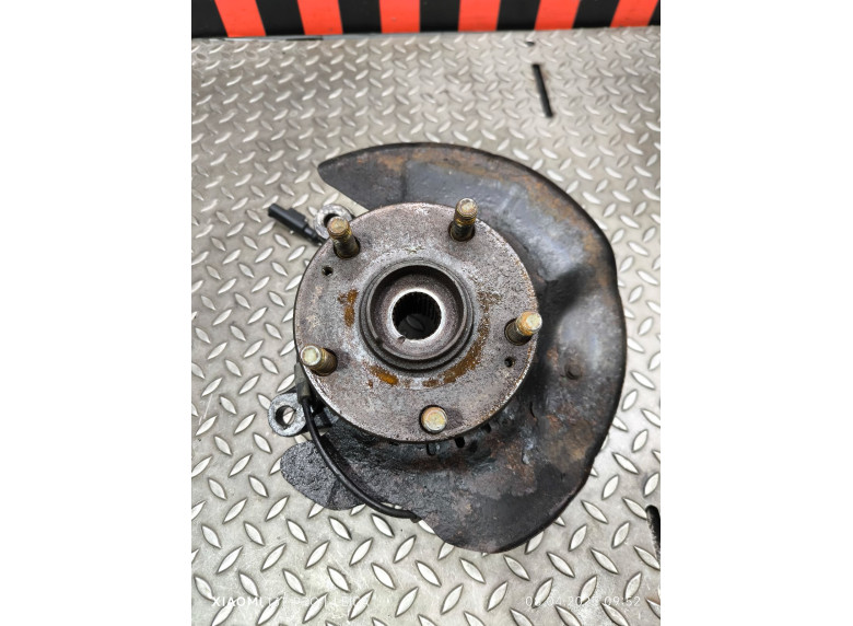 Ступица передняя левая к Geely Emgrand 7