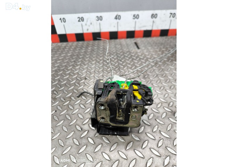 Замок двери задней левой к Kia Rio undefined г.