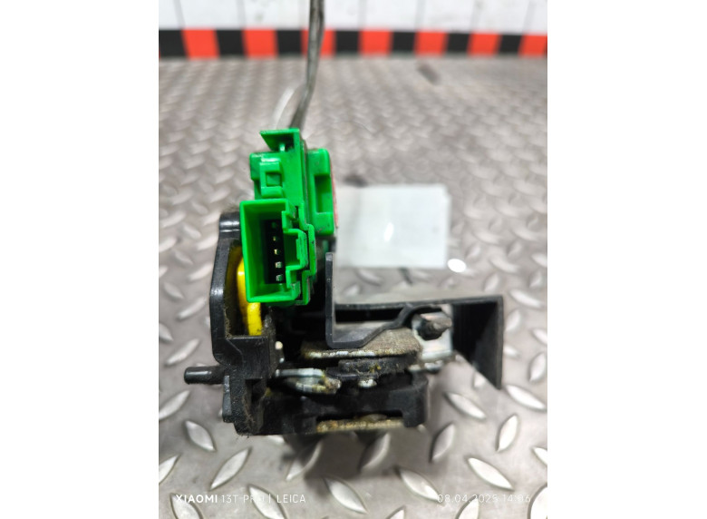 Замок двери задней левой к Замок двери задней левой к Kia Rio undefined г. Rio