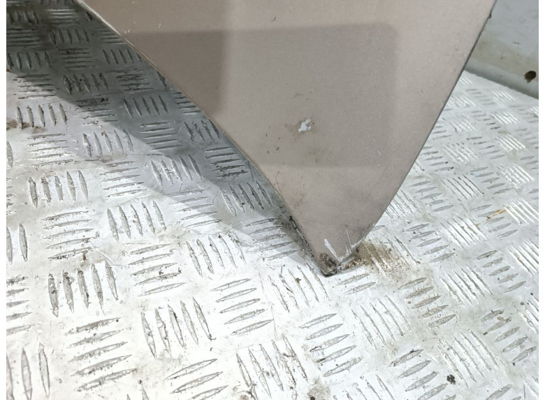 Капот к Volkswagen Golf, 2006г.