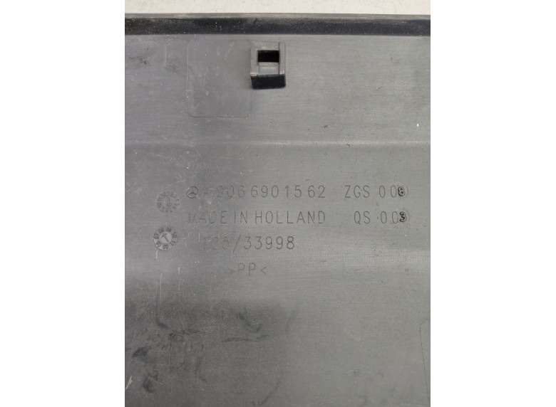 Молдинг крыла заднего левого к Mercedes Sprinter, 2009г.