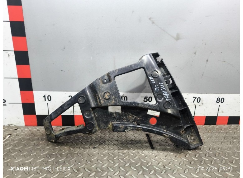 Кронштейн крепления бампера переднего к Ford Transit