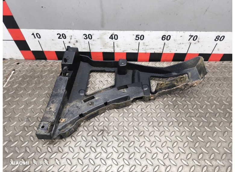 Кронштейн крепления бампера переднего к Кронштейн крепления бампера переднего к Ford Transit undefined г. Transit