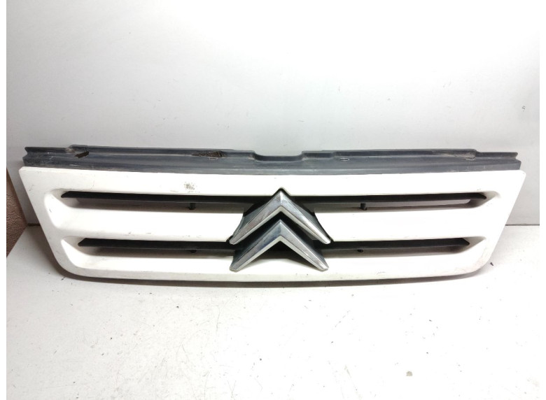 Решетка радиатора к Citroen Jumper, 2005г.